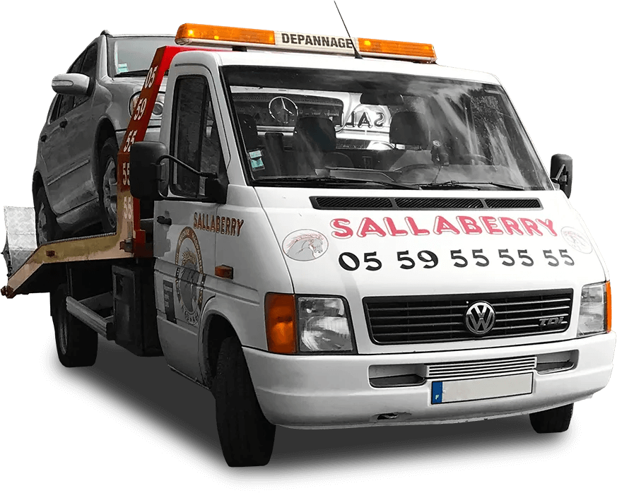 Dépanneuse Sallaberry en intervention de nuit au Pays Basque